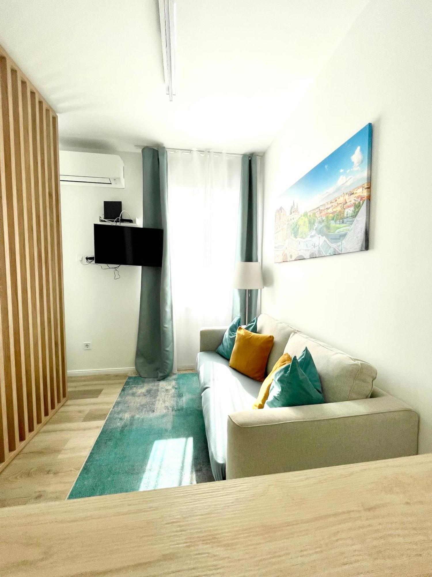 Margaret Apartment Next To The Lukacs Spa With Panorama Danube Budapest Exterior foto